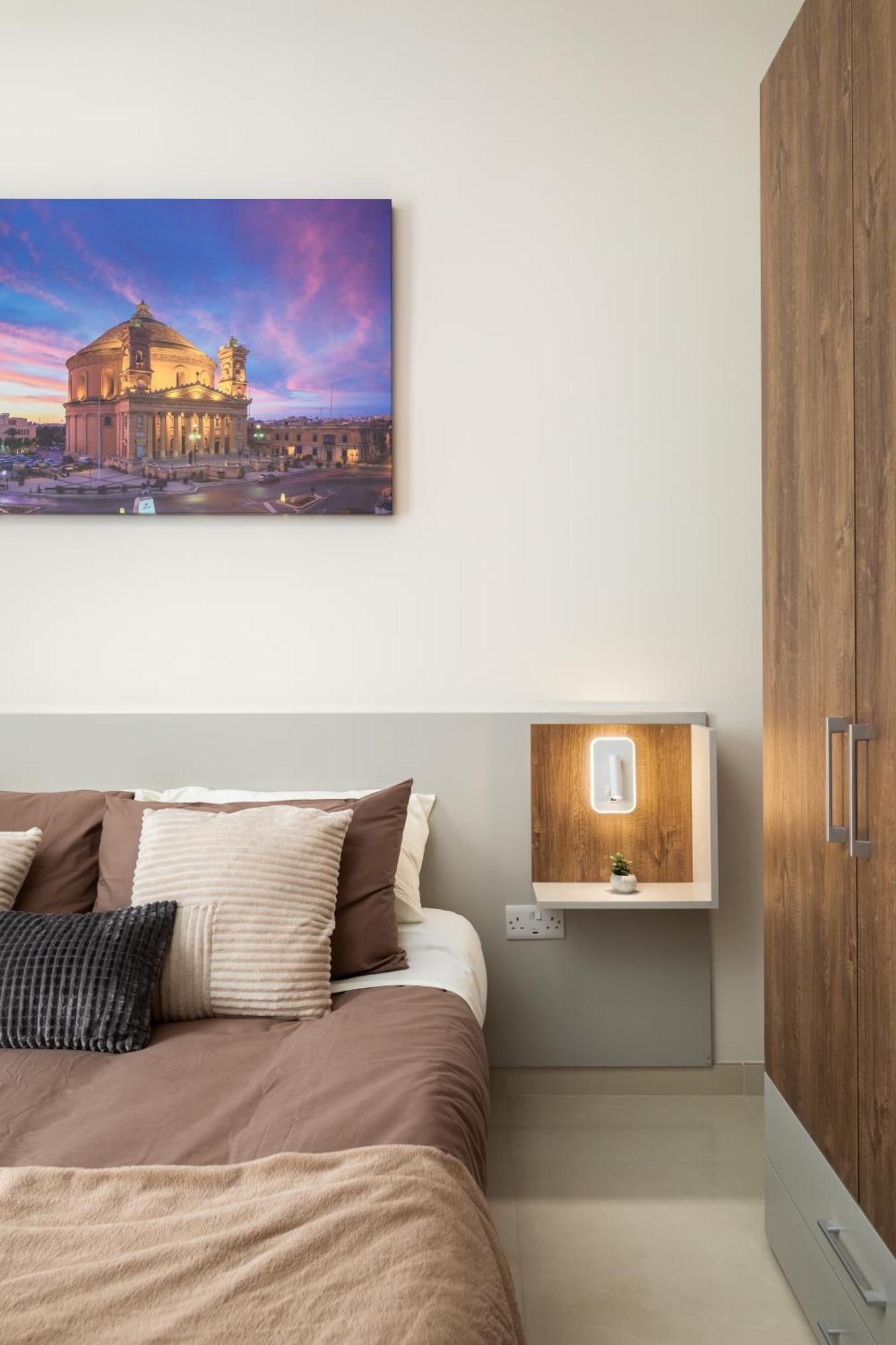 Edka Suites - Modern Sunlit 2Bd Apartments With Balconies - Close To Sliema Promenade, St Julian'S & St Georges Bay Gzira Екстериор снимка