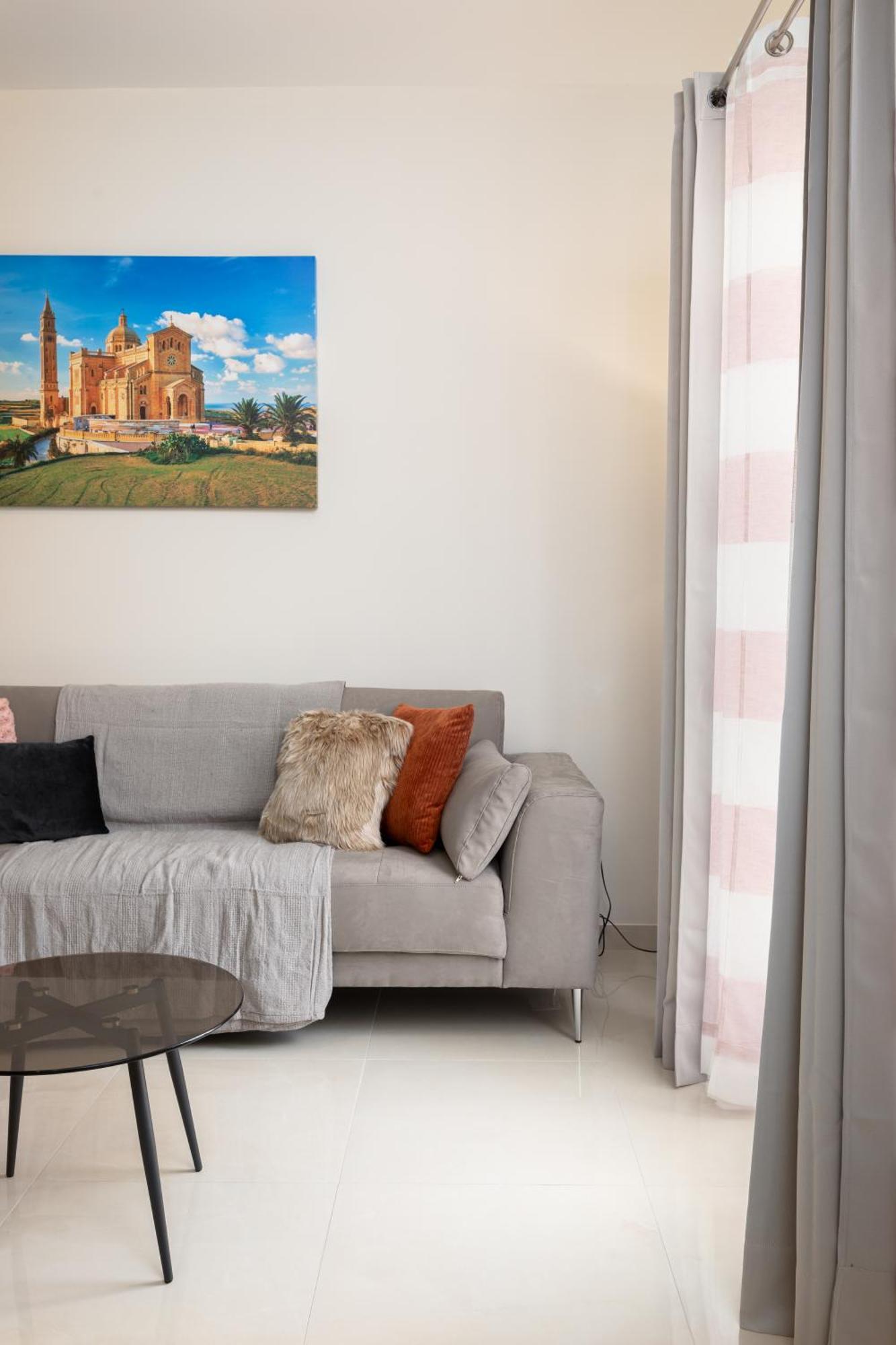 Edka Suites - Modern Sunlit 2Bd Apartments With Balconies - Close To Sliema Promenade, St Julian'S & St Georges Bay Gzira Екстериор снимка