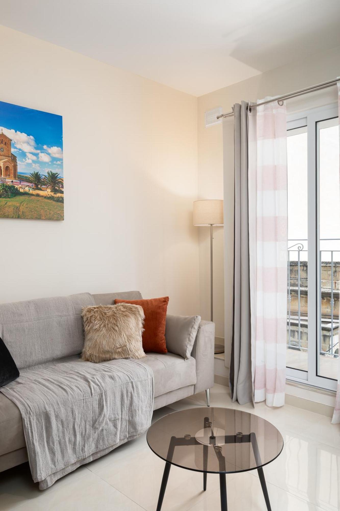 Edka Suites - Modern Sunlit 2Bd Apartments With Balconies - Close To Sliema Promenade, St Julian'S & St Georges Bay Gzira Екстериор снимка