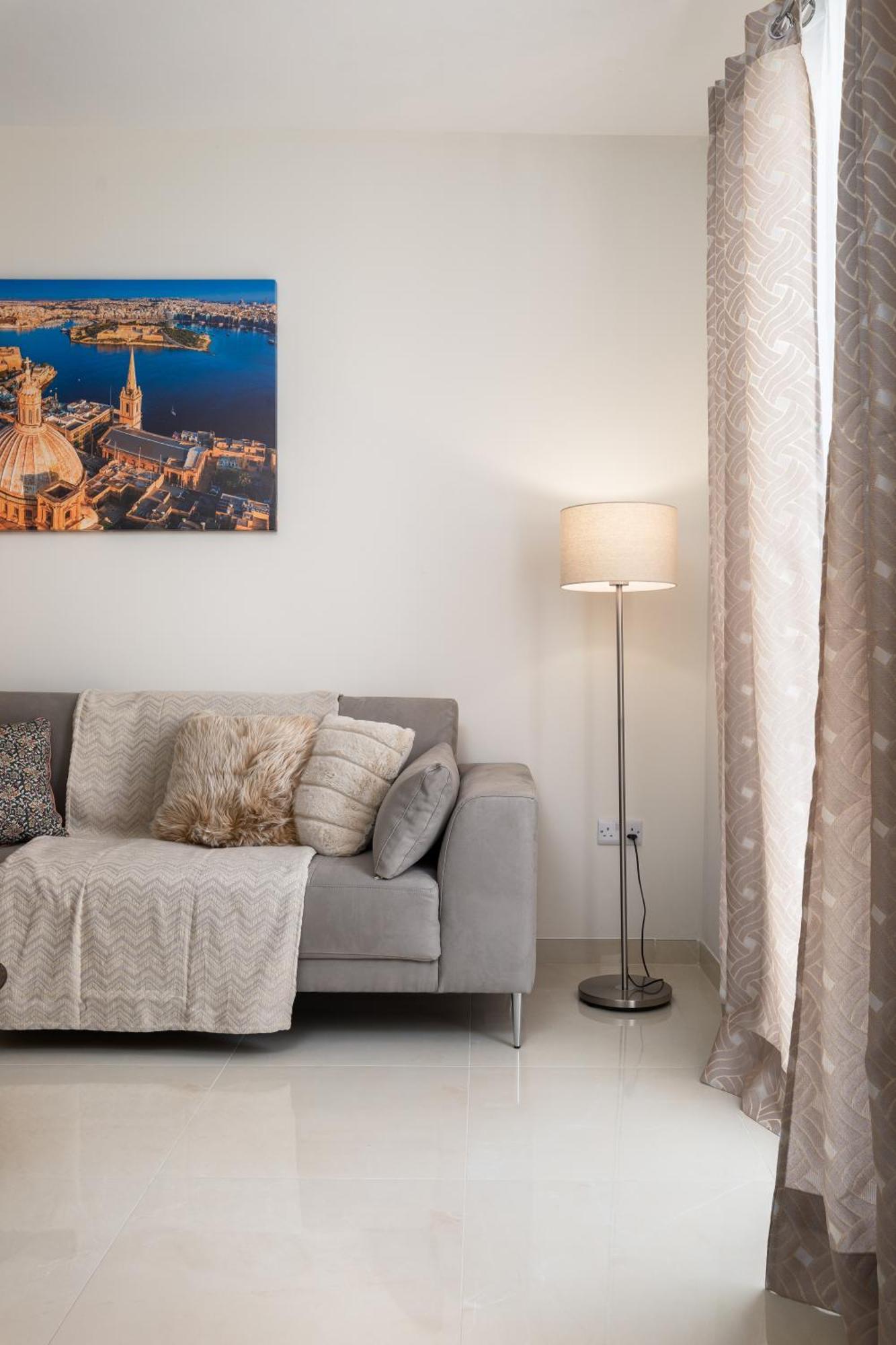 Edka Suites - Modern Sunlit 2Bd Apartments With Balconies - Close To Sliema Promenade, St Julian'S & St Georges Bay Gzira Екстериор снимка